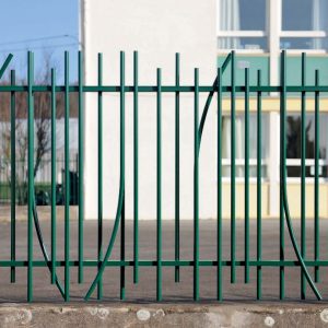 3 raisons d’opter pour la clôture à barreaudage